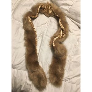 FUR scarf 💙🧣 ❄️ (not real fur!)